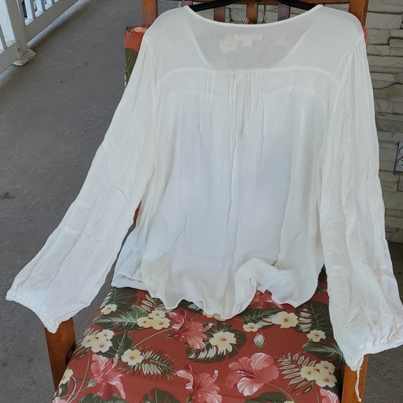 BLOUSE - Picture 2 of 2